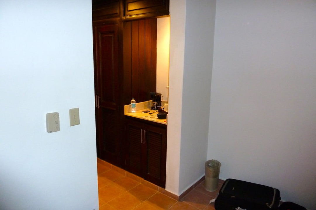 Kühlschrank und Kaffeemaschine Dreams La Romana Resort & Spa