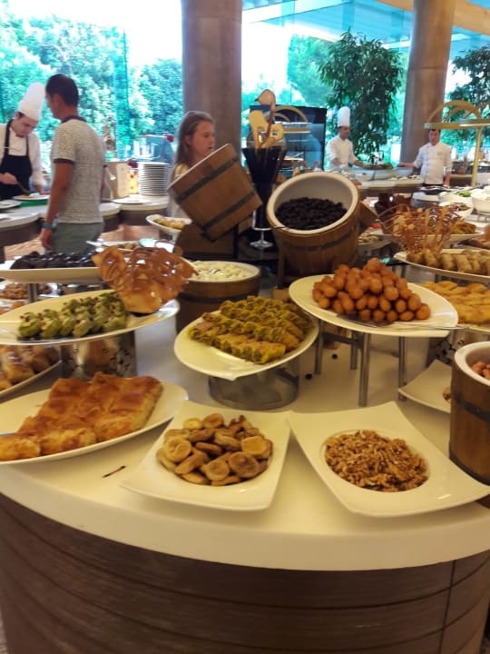 Gastro Gloria Serenity Resort