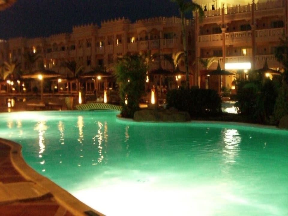 Pool in der Anlage Pickalbatros Palace Resort