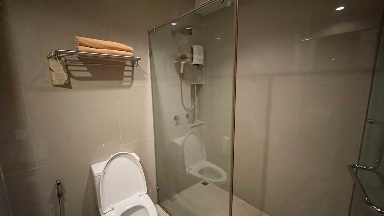 Zimmer Riverawan Hotel