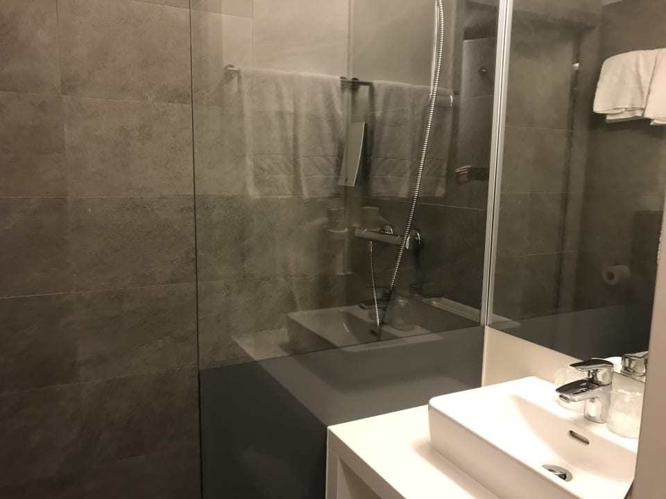 Zimmer Hwest Hotel Hall