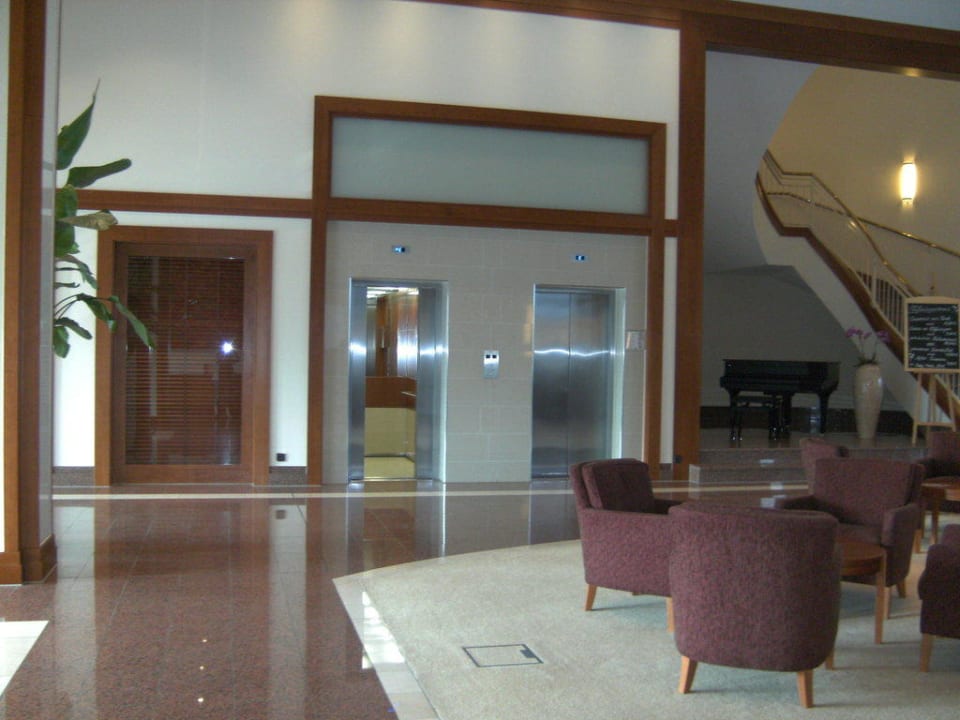 Hotellobby ATLANTIC Hotel Wilhelmshaven