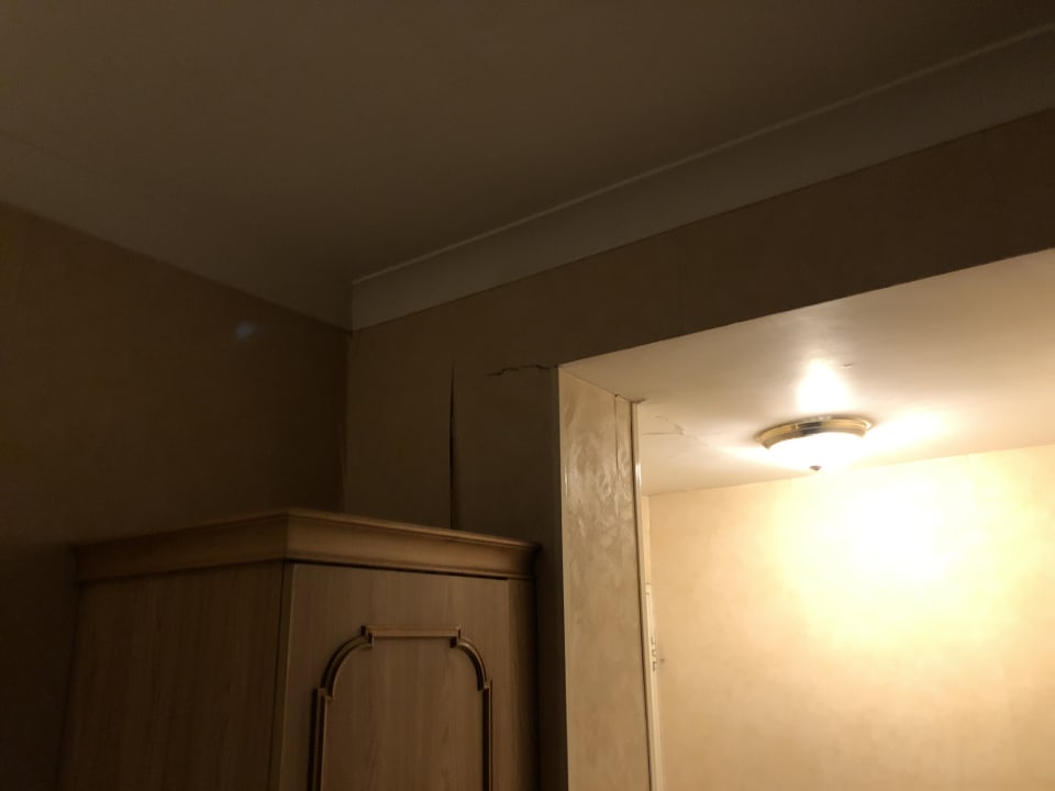 Zimmer Hotel Berjaya Eden Park