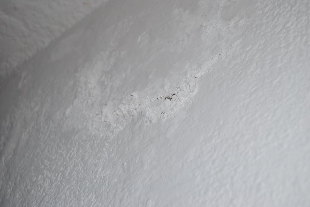 Schimmel an der Zimmerdecke SBH Hotel Taro Beach