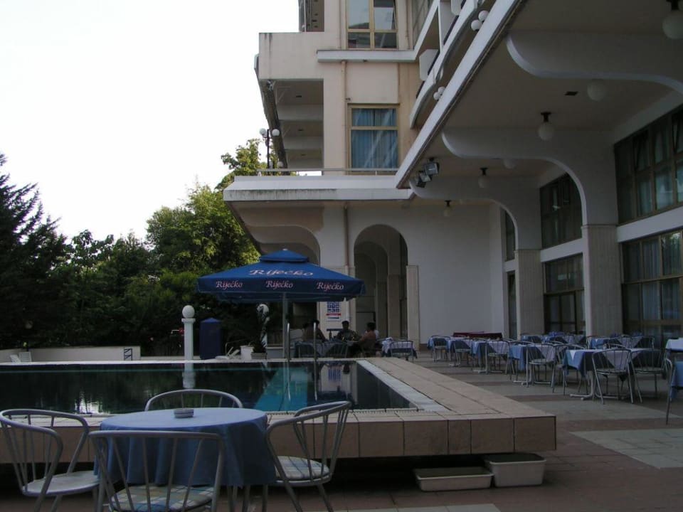 Restaurant am Außenpool Hotel Excelsior - Liburnia