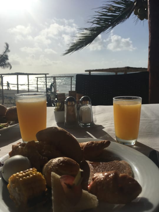 Restaurant Akumal Bay Beach & Wellness Resort