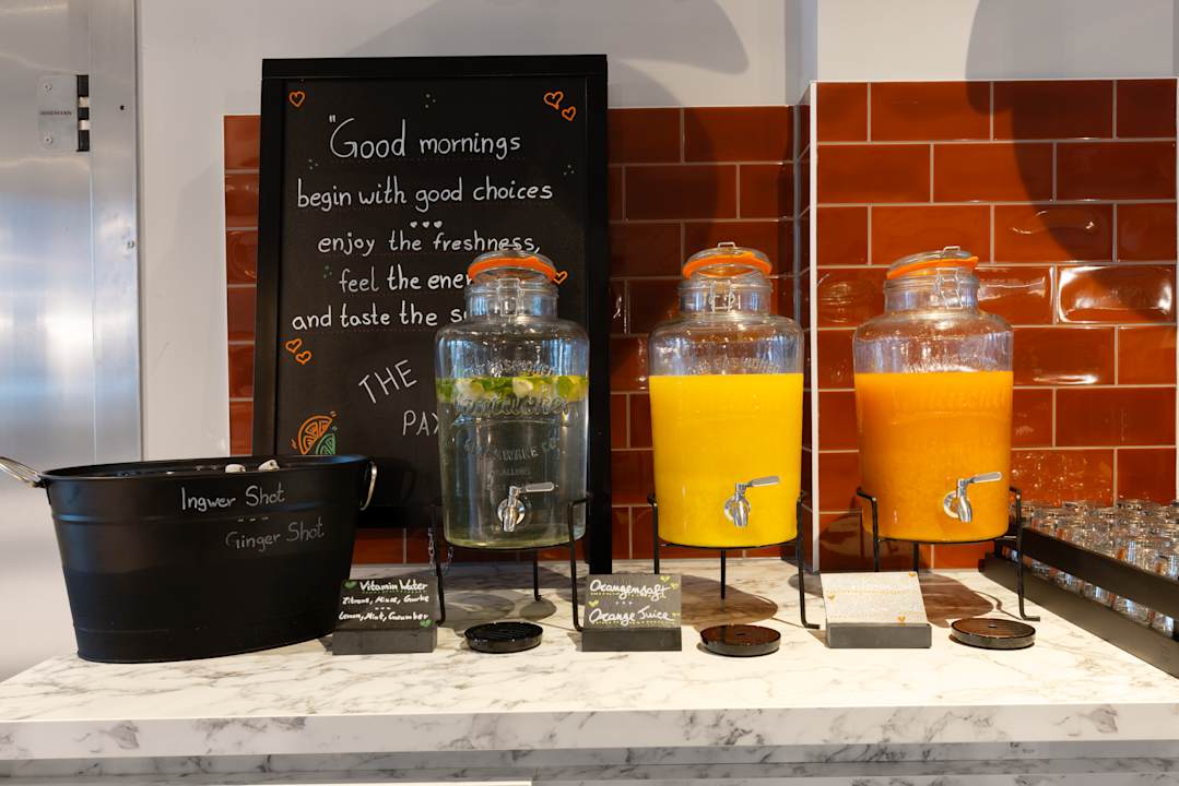 Gastro Holiday Inn - the niu, Pax Berlin Airport by IHG