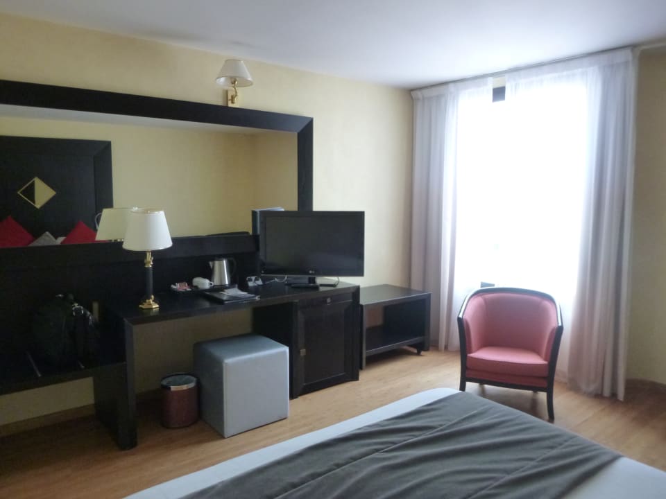 Zimmer Hotel Nice Riviera