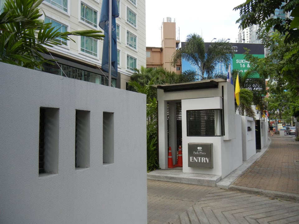 Security NH Bangkok Asoke