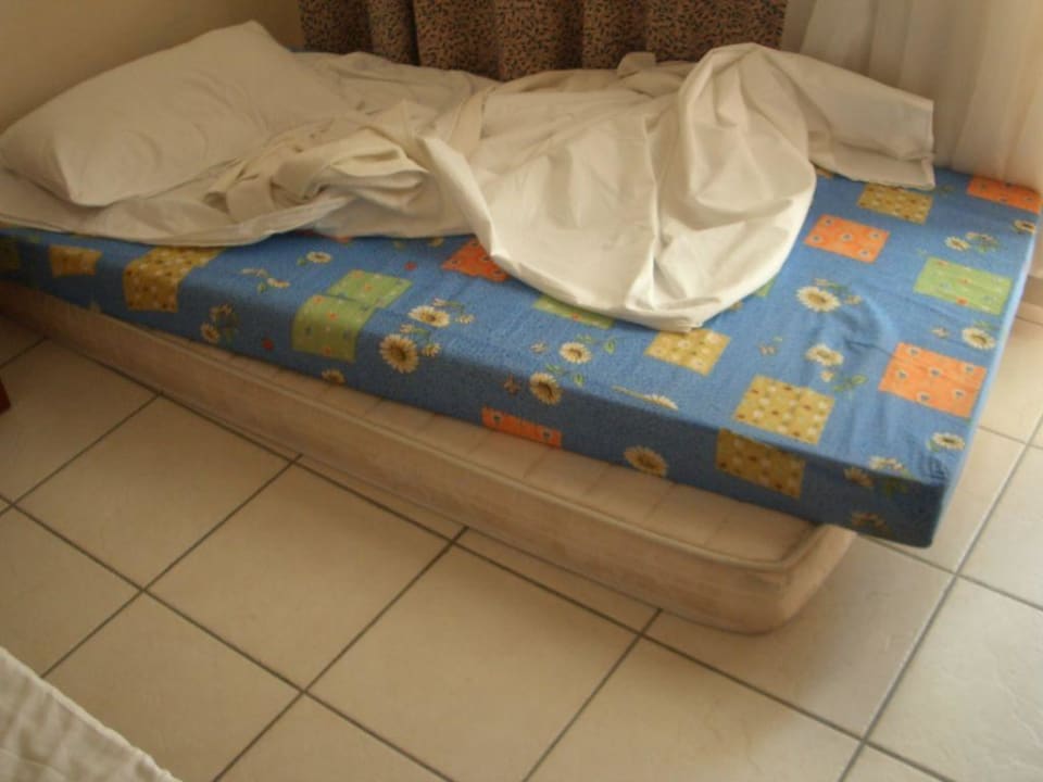 Kinderbett Hotel Süral