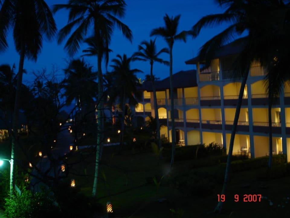 Blick vom Balkon bei Nacht Royalton Splash Punta Cana