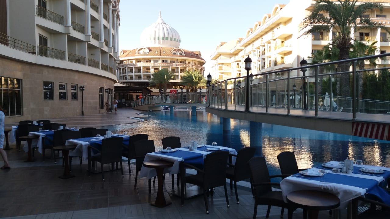 Außenansicht Kirman Belazur Resort & Spa