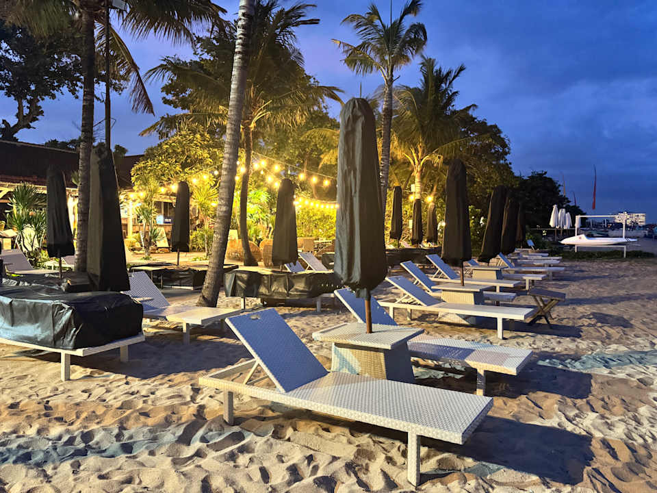 Strand Griya Santrian Beach Resort & Spa