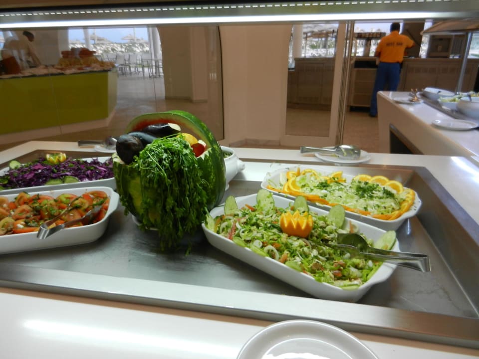 Buffet Monarque Club Rivage