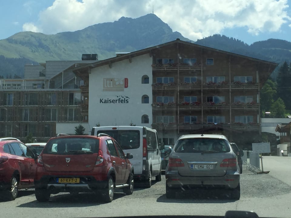 Außenansicht Alpenhotel Kaiserfels