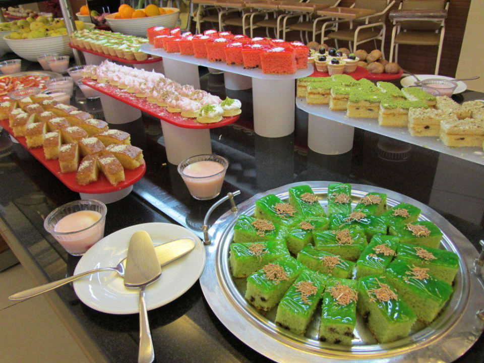 Bunter Nachtisch Alaiye Resort & Spa