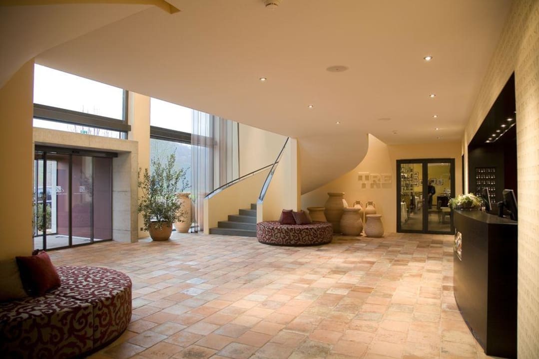 Lobby/Eingang Hotel Bad Bubendorf