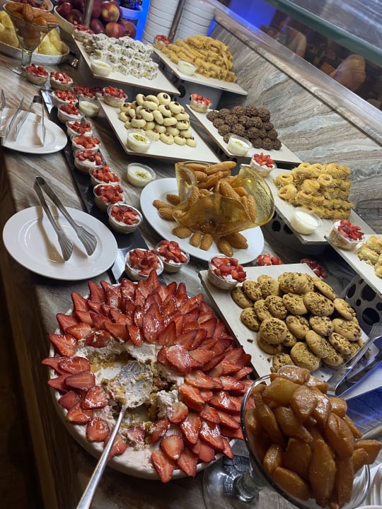 Gastro Serenity Alpha Beach