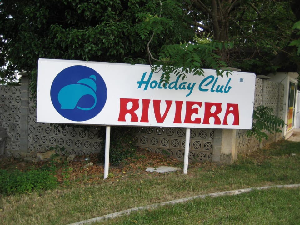 Hinweis auf den Club an äußerer Nordseite HVD Riviera Beach