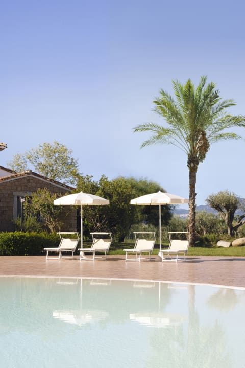 Pool Marina Torre Navarrese Resort