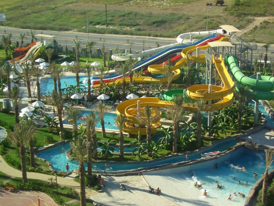 Fun Park Royal Wings Hotel