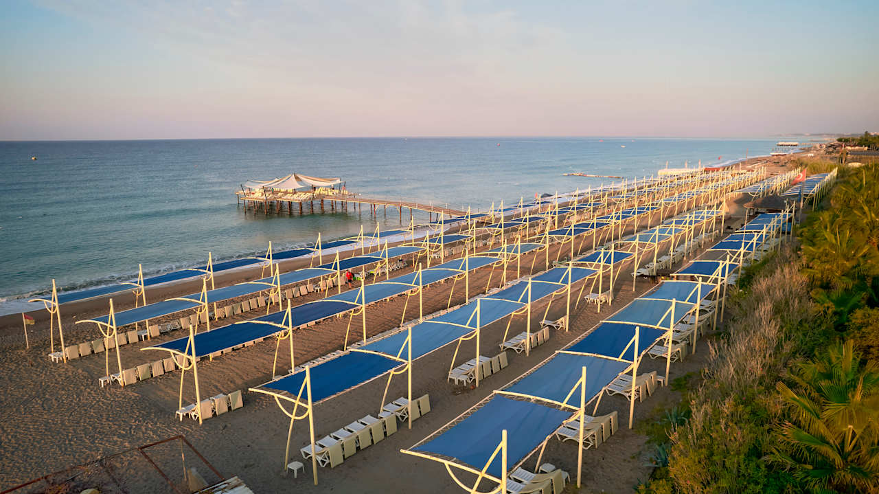 Strand Seaden Sea World Resort & Spa