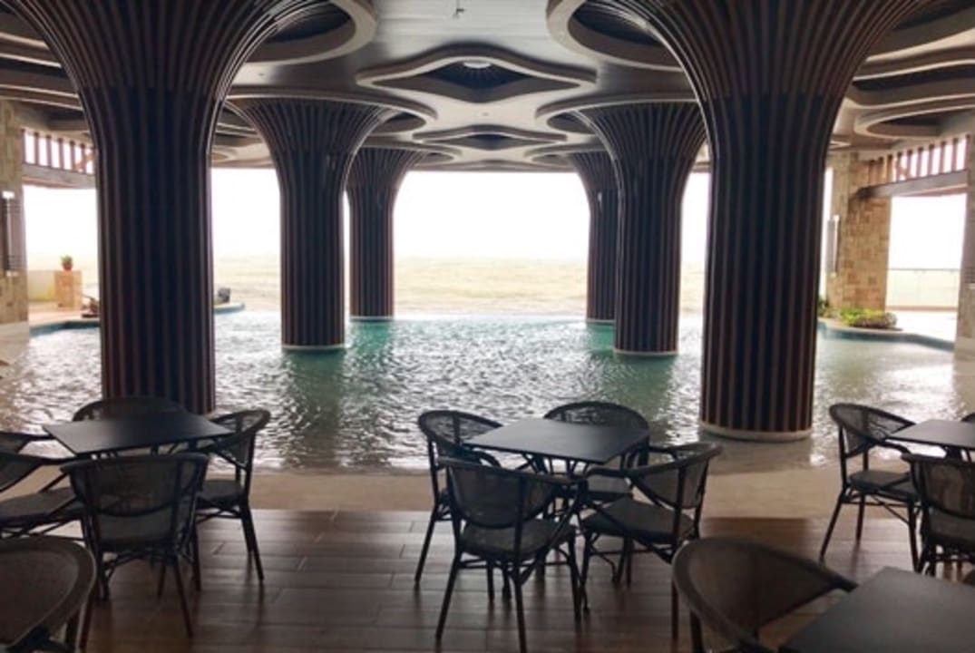 Gastro Central Park Reef Resort