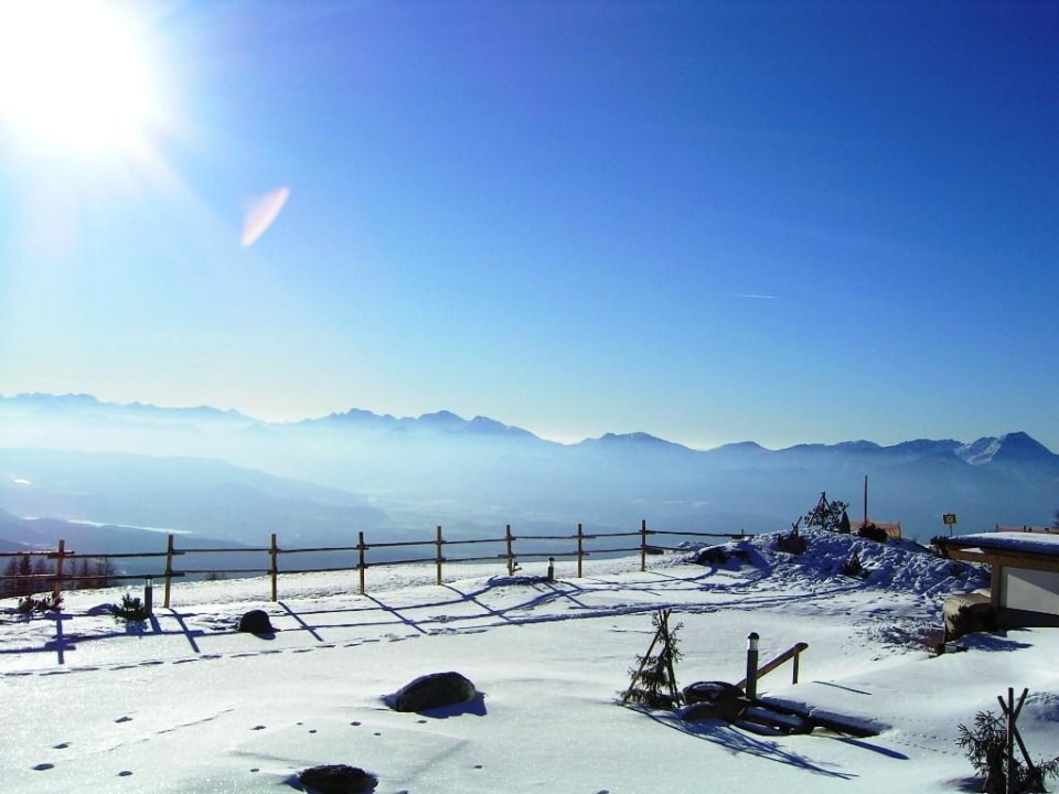 Traumhafter Ausblick vom Hotelgarten Mountain Resort Feuerberg