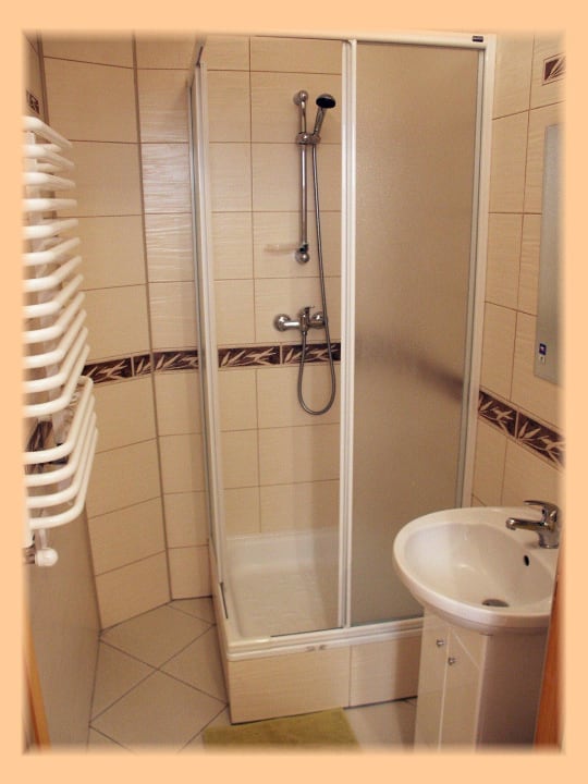 Łazienka przy pokoju Appartments Stadnina Pod Lasem