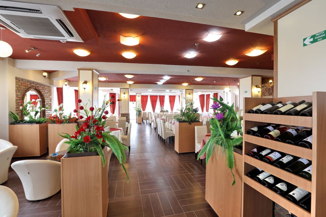 Restaurant Hotel Novella Uno