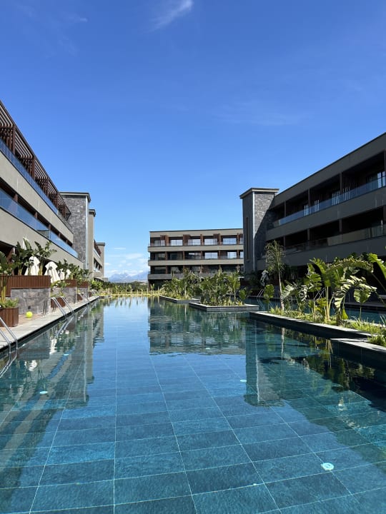 Pool Jacaranda Luxury Resort