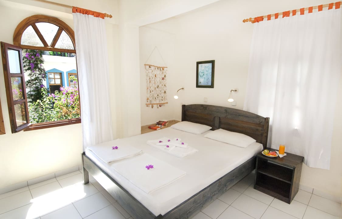 Standardzimmer mit Blick zum schönen Innenhof Hotel Kale