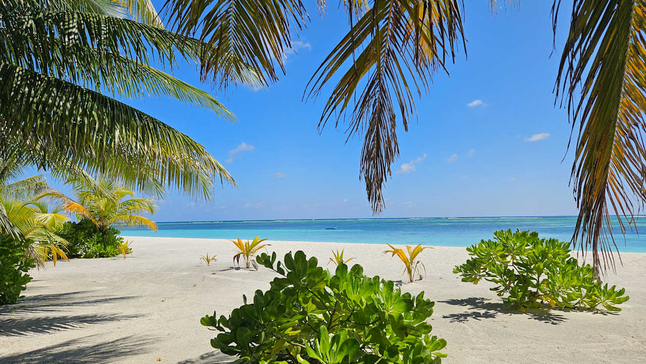 Strand Meeru Maldives Resort Island