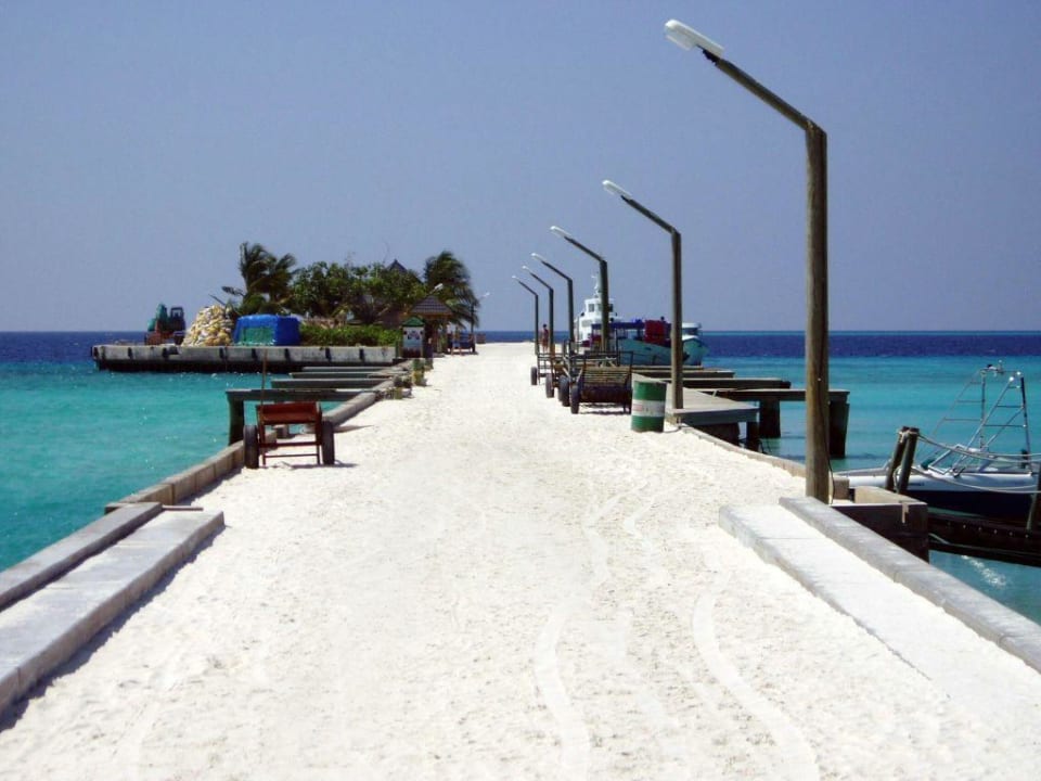 Jetty Kuredu Island Resort & Spa