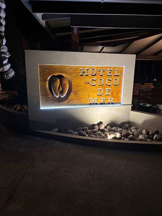 Außenansicht The Coco de Mer Hotel & Black Parrot Suites