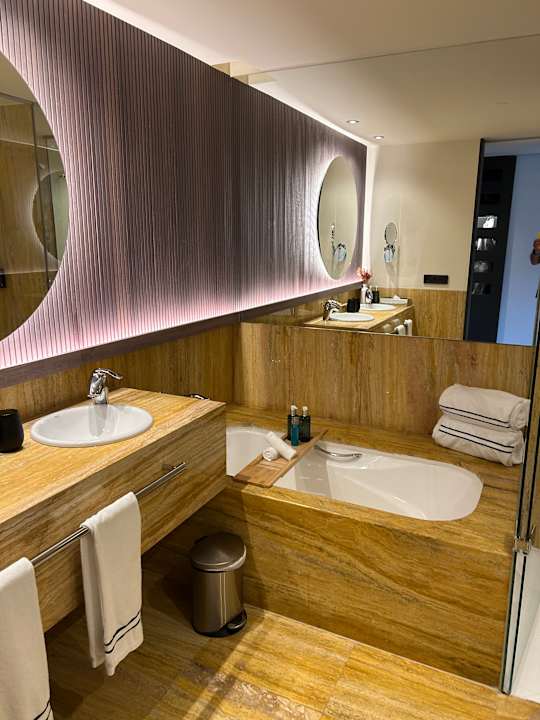 Zimmer Hotel Melia Bilbao