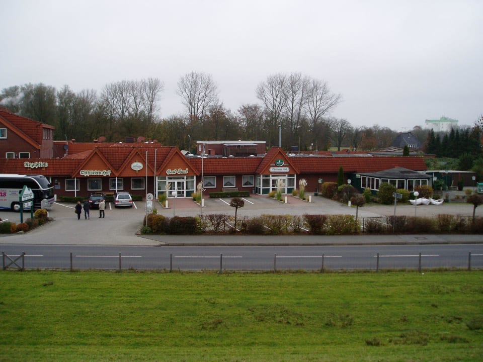 Blick vom Deich 3 Hotel Ostfriesen Hof