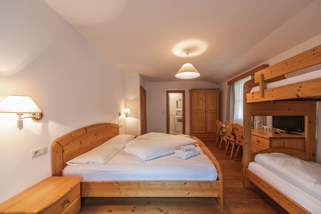 Zimmer Hotel Fines