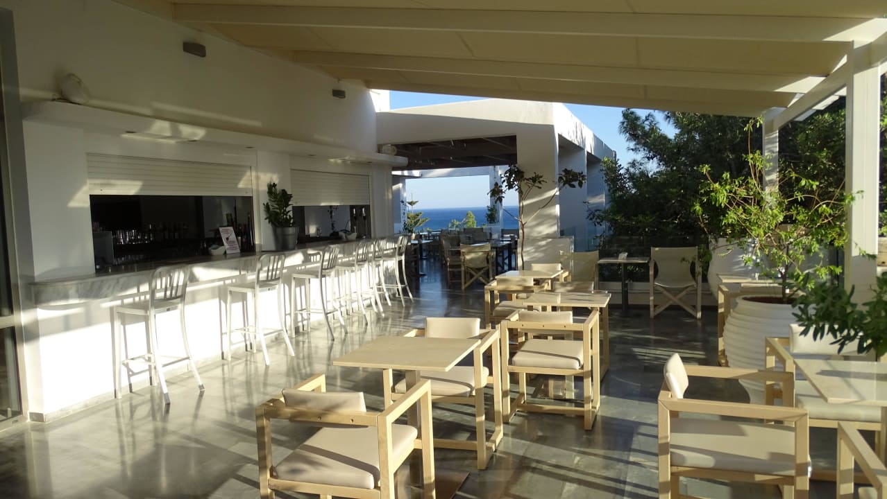 Bar Hotel Kakkos Bay