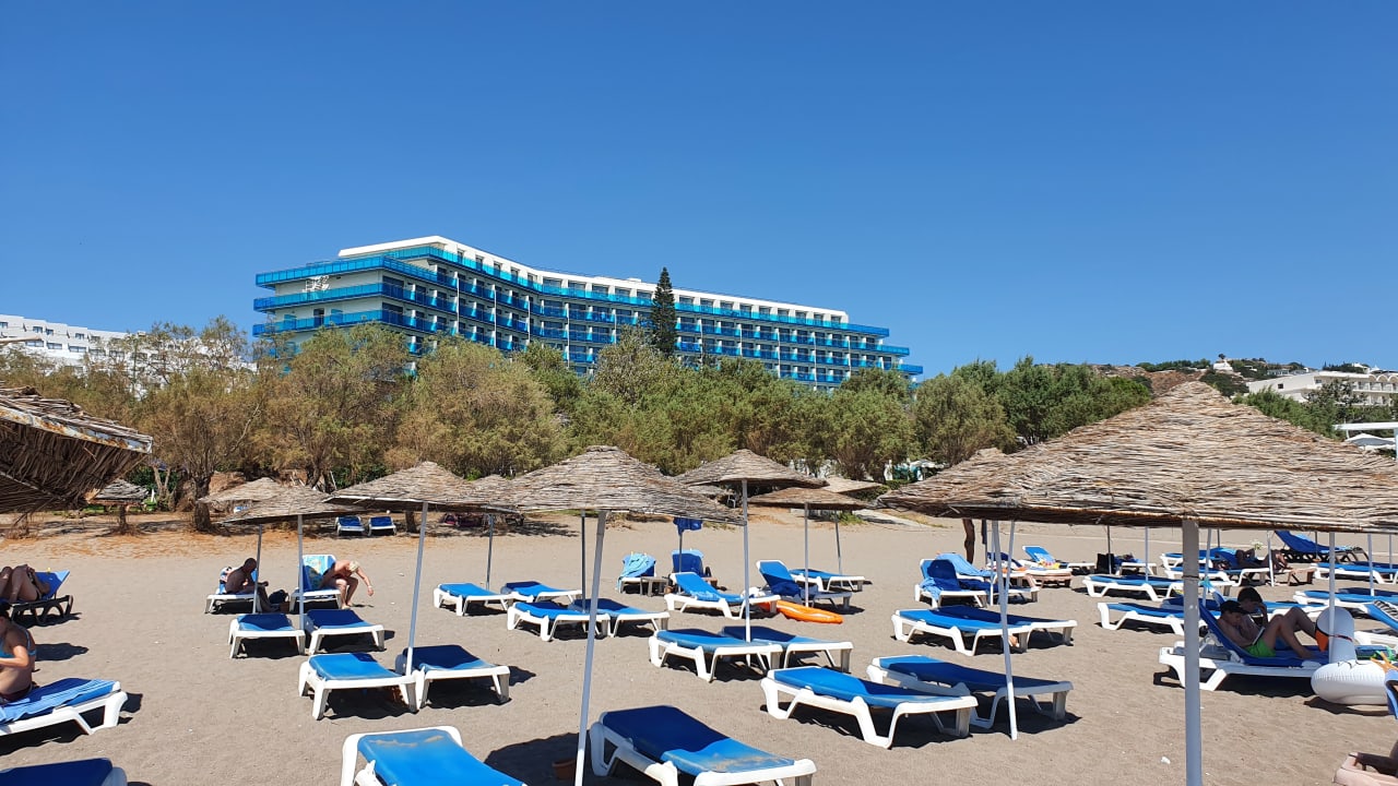 Außenansicht Hotel Calypso Beach