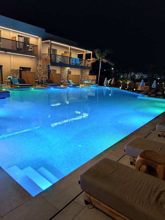 Pool Hotel Aphrodite Beach Club