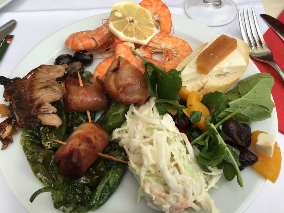 Gastro HL Miraflor Suites Hotel