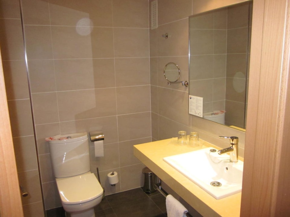 Bad Hotel Pabisa Chico