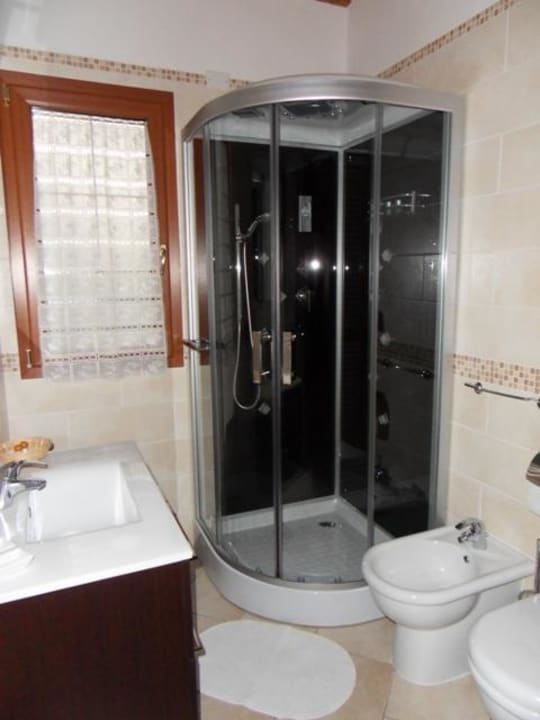 Bagno camera matrimoniale B&B La Piccola Oasi 1 e 2