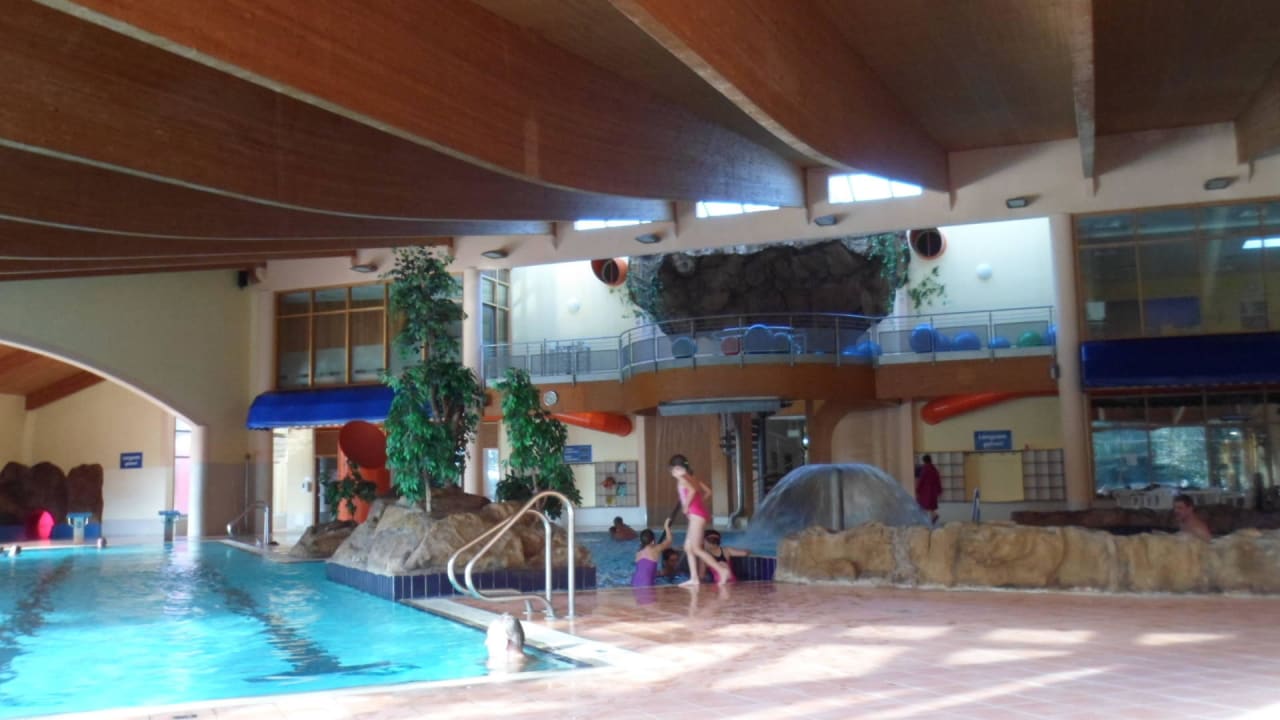 Schwimmcenter Salzlandcenter Hotel Salzland Center