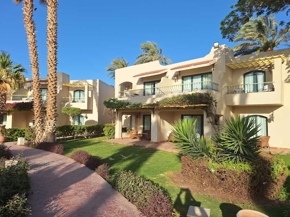 Außenansicht Lotus Bay Beach Resort