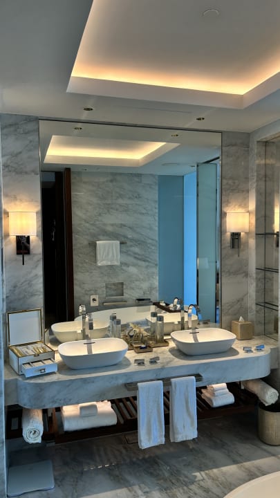 Zimmer Atlantis The Royal