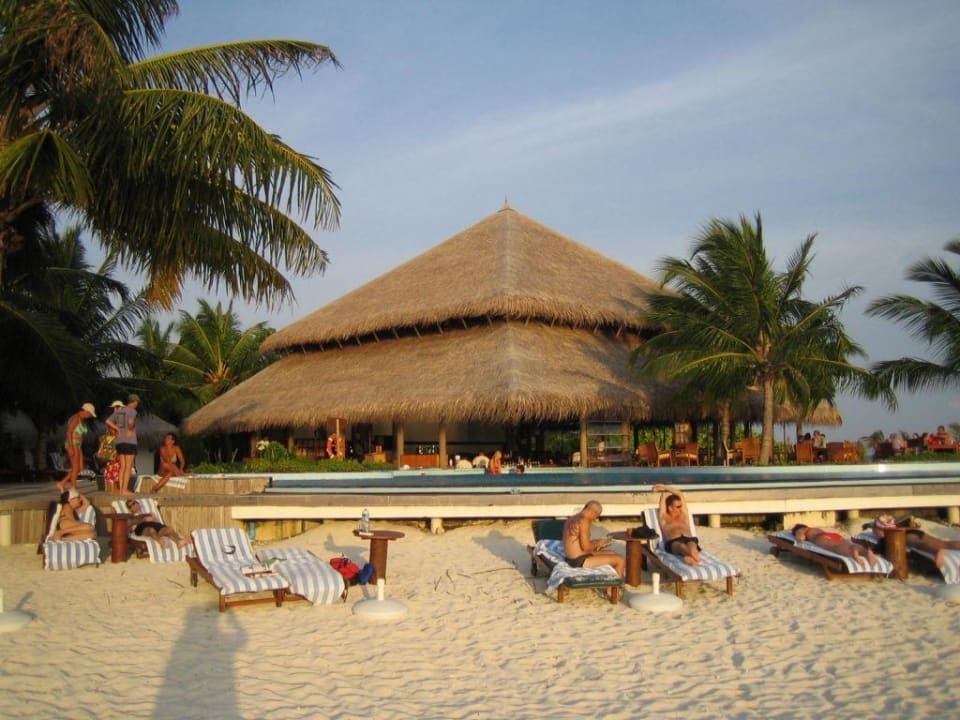 Sunset Bar Filitheyo Island Resort