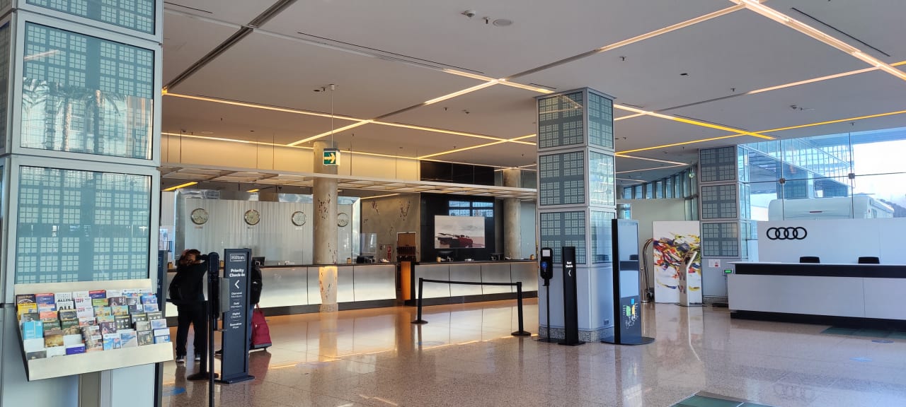 Lobby Hilton Munich Airport