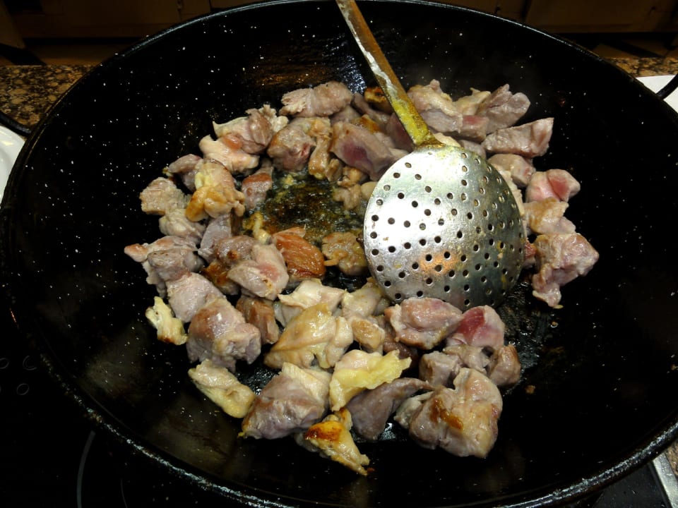 Blick in eine Pfanne Alua Suites Fuerteventura